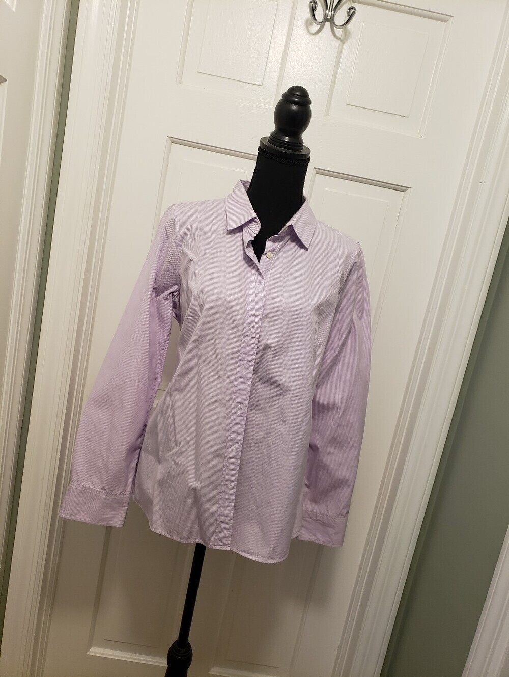 J. Crew 100% Cotton Button Front Shirt Size Medium, Preppy, Classic